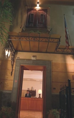 Hotel Lento (Melito di Napoli, Italia)