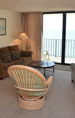 Hotel Spacious And Lovely Two Bedroom Suite Right On The Grand Atlantic Ocean! (Garden City, USA)