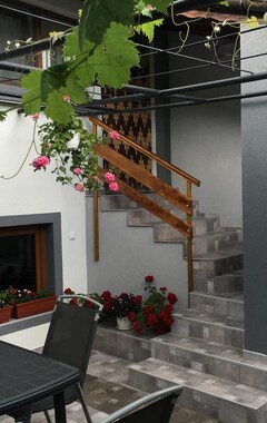 Majatalo Guesthouse Juli (Sapareva Banya, Bulgaria)