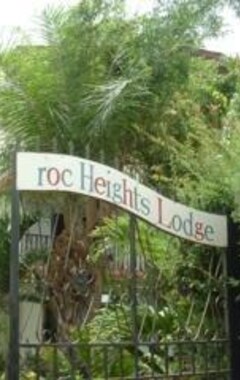 Hotelli Roc Heights Lodge (Bakau Newtown, Gambia)