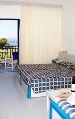 The Aeolos Beach Hotel (Lambi, Greece)