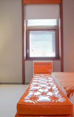 Orange Hotel (Roma, Italia)