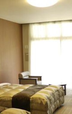 Hotelli Route Inn Grantia Wakamiya (Miyawaka, Japani)