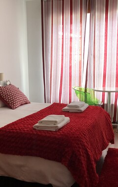 Huoneistohotelli O Faro Apartments (Ribadeo, Espanja)