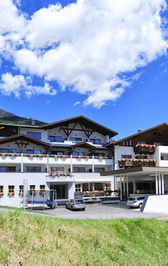 Hotel Garni s'Röck (Fiss, Austria)