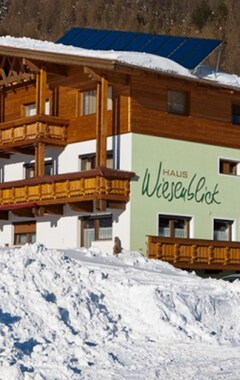 Hotel Haus Wiesenblick (Sölden, Austria)