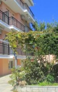 Hotelli Ianos Apartments (Potos, Kreikka)
