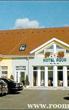 Hotel Aqua (Komárom, Hungría)