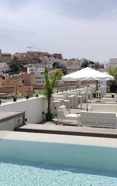 Hotelli El Puerto Ibiza Hotel Spa (Ibiza, Espanja)
