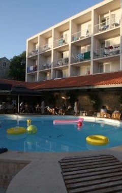 Hotelli Hotel Lumbarda (Korčula, Kroatia)