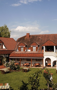 Hotel Weingut Rosenhof (Illmitz, Austria)