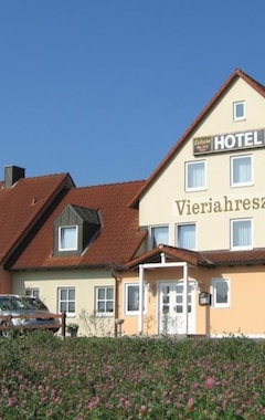 Hotelli Hotel Vierjahreszeiten (Bad Staffelstein, Saksa)