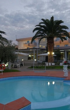 Hotel Parco Degli Ulivi (Pineto, Italia)