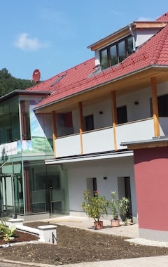 Huoneistohotelli Smart Liv`in Laabnerhof (Brand-Laaben, Itävalta)