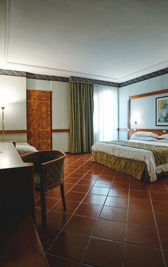 Hotel Serino (Serino, Italia)
