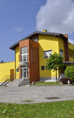 Gæstehus Millaenya Inn (Entratico, Italien)