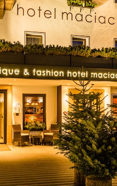 Boutique & Fashion Maciaconi - Gardenahotels (Santa Cristina Gherdëina, Italia)