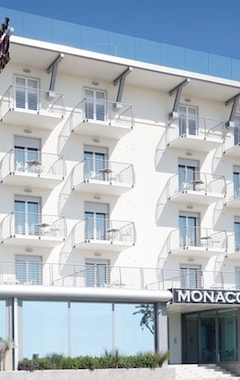 Hotelli Monaco (Caorle, Italia)