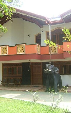 Hotelli Sumal Villa (Bentota, Sri Lanka)