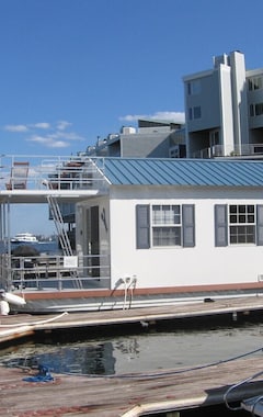 Hele huset/lejligheden Houseboat In Boston Harbor Wifi A/C /Heat Be Rocked To Sleep (Boston, USA)