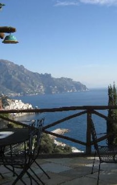 Hotelli Villa Rina (Amalfi, Italia)