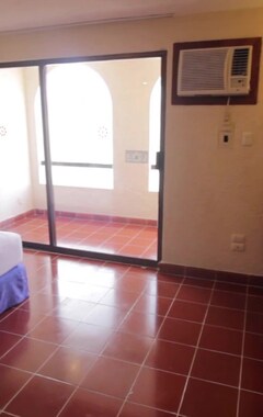 Hotel Suites Bahia (Cozumel, Mexico)