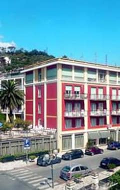 Hotel Doria (Genoa, Italy)