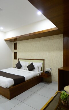 Hotel Crimson Park Residency - The Windtree (Silvassa, Indien)