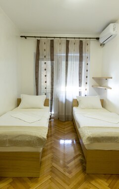 Hotelli Amaro Rooms (Novi Sad, Serbia)