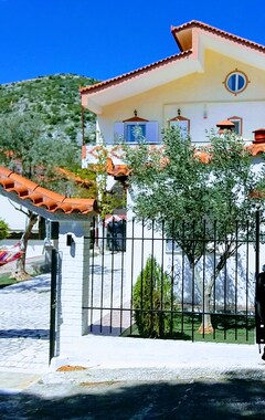 Lejlighedshotel Family Villas Kanakia Home-100m2 Garden-500m2 (Aiantio, Grækenland)