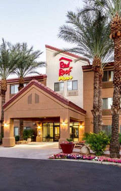 Hotel Red Roof PLUS+ Tempe - Phoenix Airport (Tempe, USA)