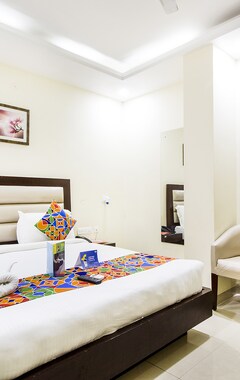 Hotelli FabExpress Lucky Hotels II Gachibowli (Hyderabad, Intia)