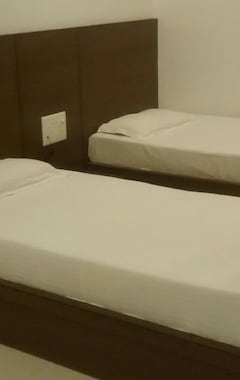 Hotel Delux Inn (Agra, India)