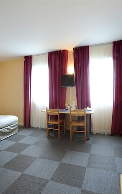 Hotel Comfort Saintes (Saintes, Francia)