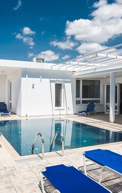 Hotel 5 Star Villa For Rent In Cyprus, Ayia Napa Villa 1201 (Ayia Napa, Cypern)