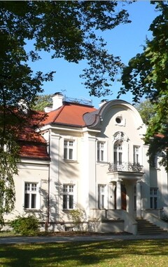 Hotel Palac Zdunowo (Załuski, Polen)