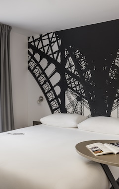 Hotel Ibis Styles Paris Eiffel Cambronne (París, Francia)