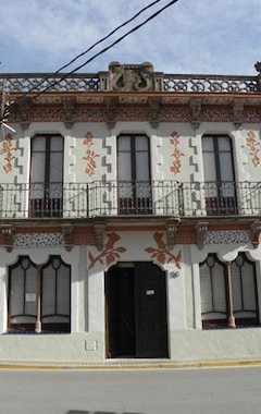 Hostal Cal Pla (San Lorenzo Savall, España)
