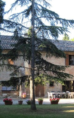 Hotelli Agriturismo Villa Alari (Cetona, Italia)