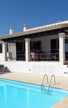 Casa/apartamento entero Gran Summerhouse nueva con vistas al mar a pie de la playa (Sant Lluis, España)