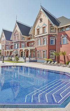 PortAventura Hotel Lucy's Mansion - Includes PortAventura Park & Ferrari Land Tickets (Salou, Spanien)