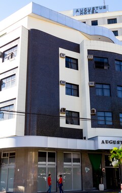 Hotelli Plaza Inn Augustus (Goiânia, Brasilia)