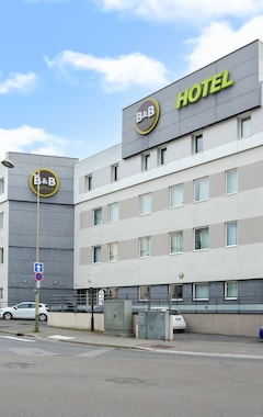 B&B HOTEL Reims Centre Gare (Reims, France)