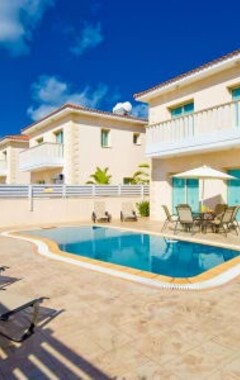 Hotel Amadora Luxury Villas (Paralimni, Chipre)
