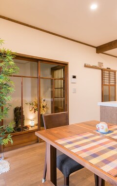 Casa/apartamento entero Your Pavilion Near Kinkakuji (Kioto, Japón)
