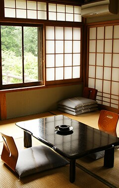 Pensión Shukubo Kansho-in Temple Sanrakuso (Daisen, Japón)