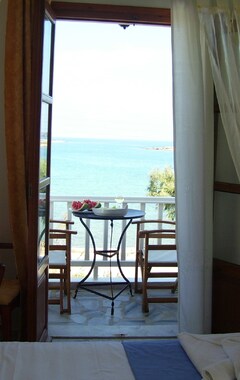 Hotel Roussos Beach (Naoussa, Grecia)