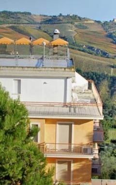 Hotelli Hotel San Giacomo (Monteprandone, Italia)