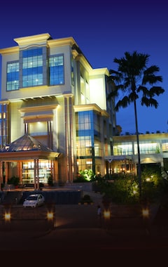 Hotel The Royale Gardens (Alappuzha, India)