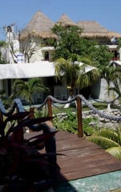 Hotel Posada Sian Kaan (Playa del Carmen, México)
